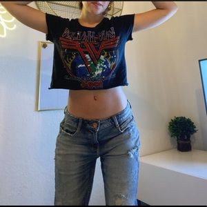 Beautiful Vintage Graphic T-Shirt